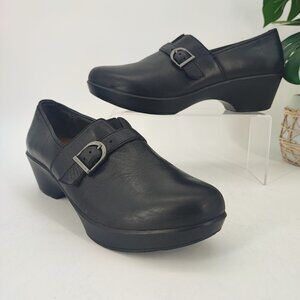 Dansko Women's Jane Black Leather Wedge Clog Size 10.5